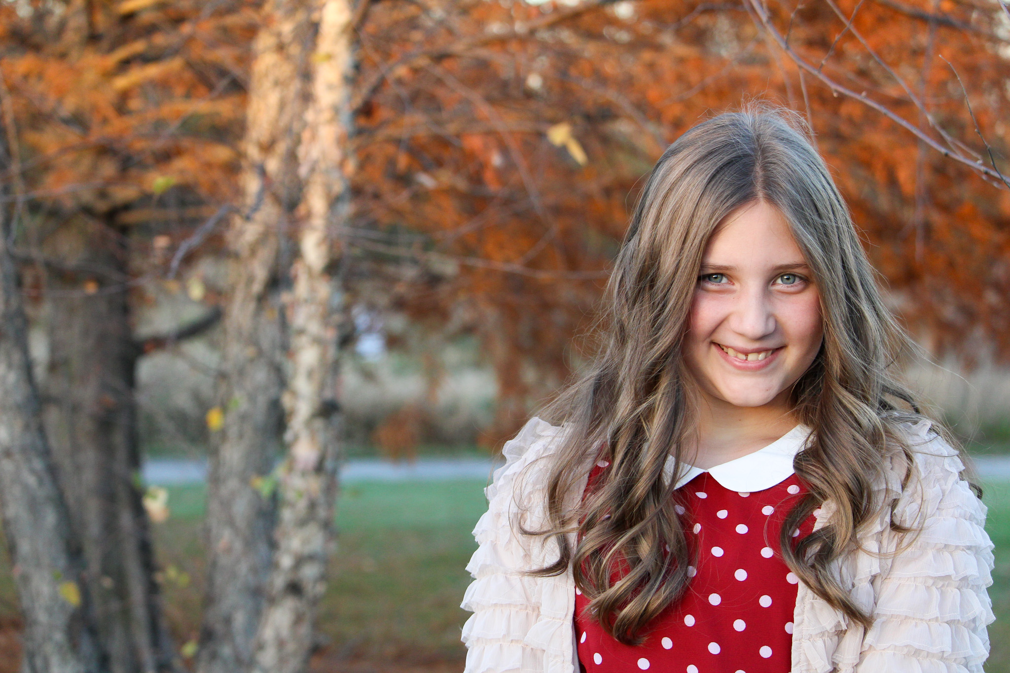 smiling girl park outdoor fall photo